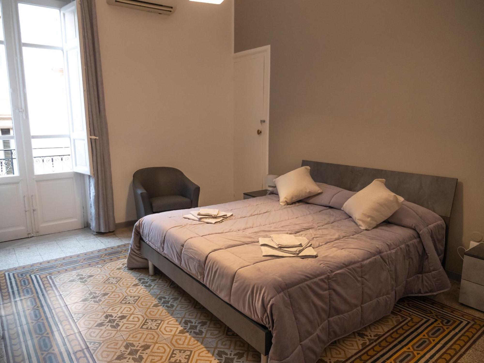 Pacini Deluxe Apartment Palermo Bagian luar foto